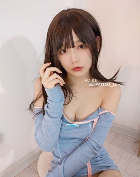 国产按摩膏_粤语中字在线观看