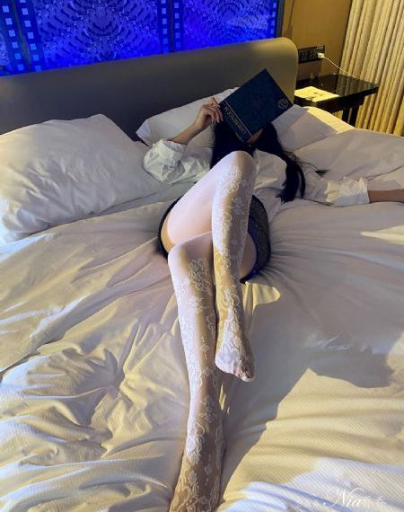欧美男头像原宿风ins_BD英语免费全集观看