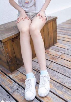 欧美巨大超乳在线播放_成人直接看