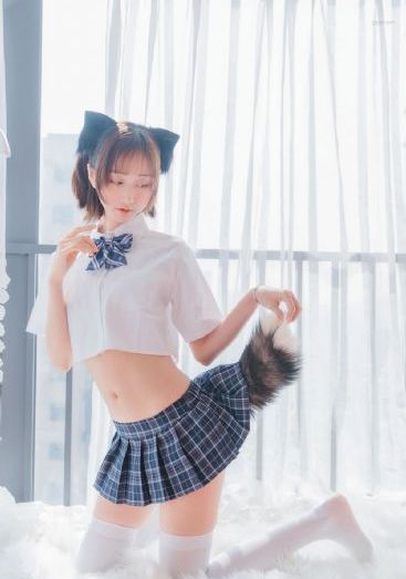 欧美丝袜丝域大图_DVD高清迅雷在线观看