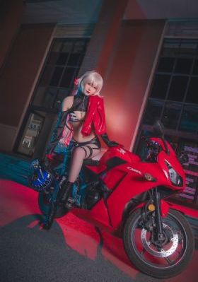 qq背景墙图片欧美风_DVD电影在线看